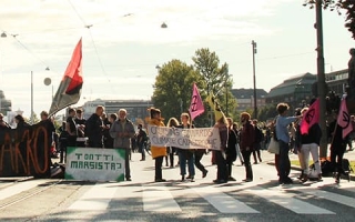 Ilmastolakko 2019 - Elokapina pysäyttänyt liikenteen Mannerheimintiellä