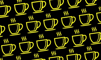 Mustalla taustalla keltaisia kahvikuppikuvakkeita